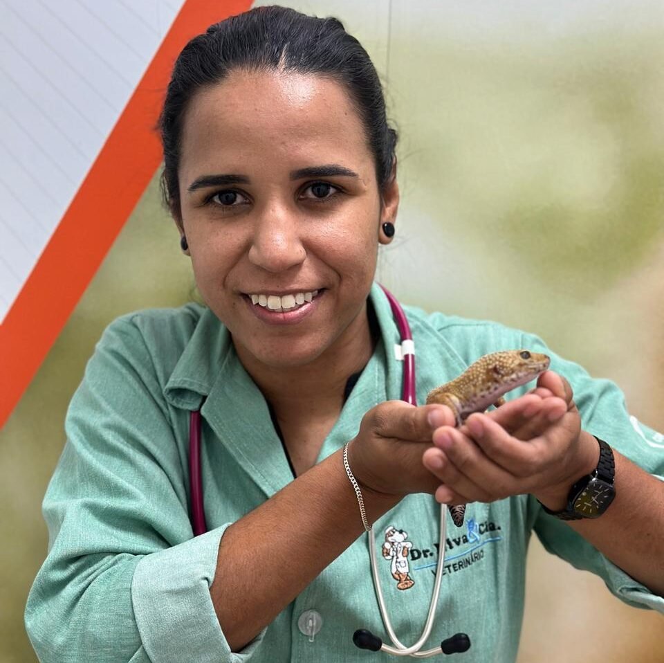 Dra. Paula Fernanda Ferreira