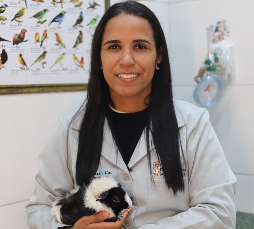 Dra. Paula Fernanda Ferreira